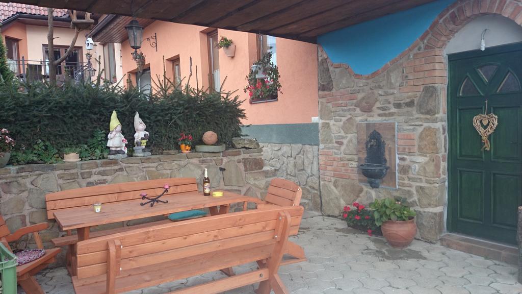 Privat Migac Daire Vrbov Dış mekan fotoğraf