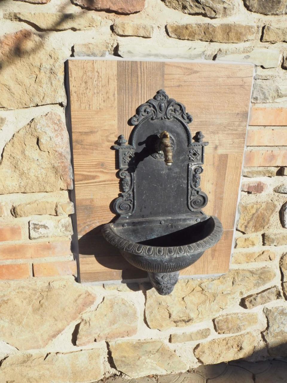 Privat Migac Daire Vrbov Dış mekan fotoğraf